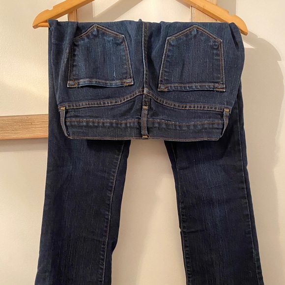 Jeans - Picture 8 of 9